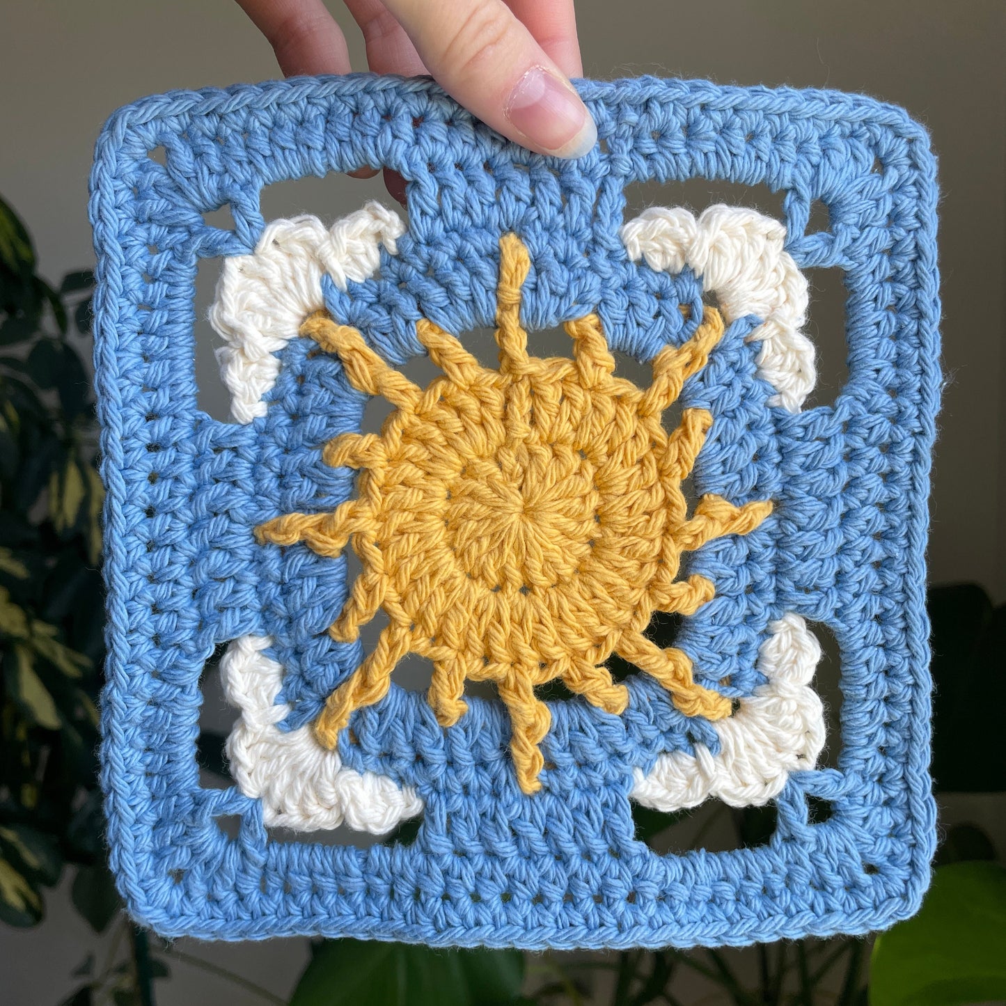 Cloudy Day granny square pattern