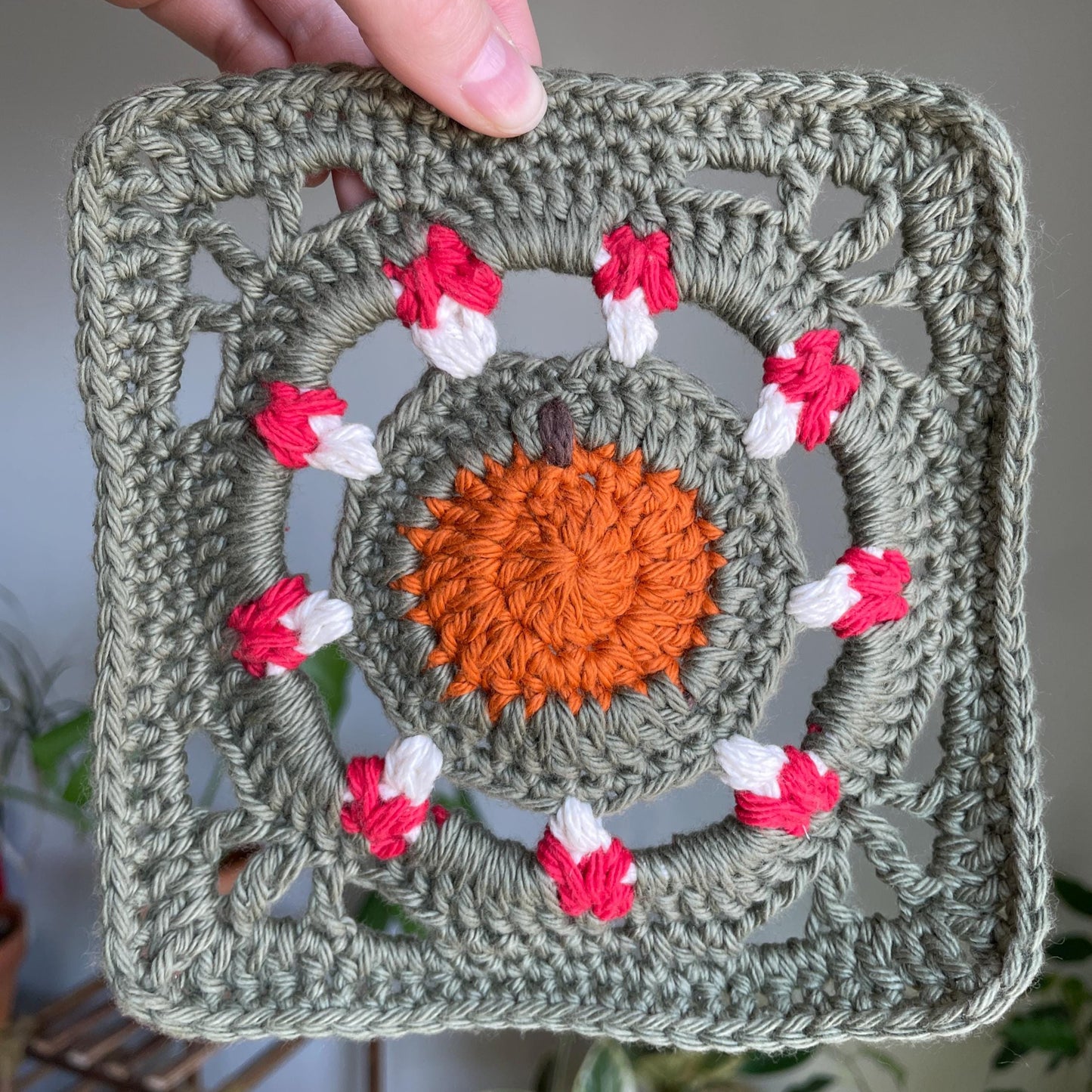 Harvest Hollow granny square pattern